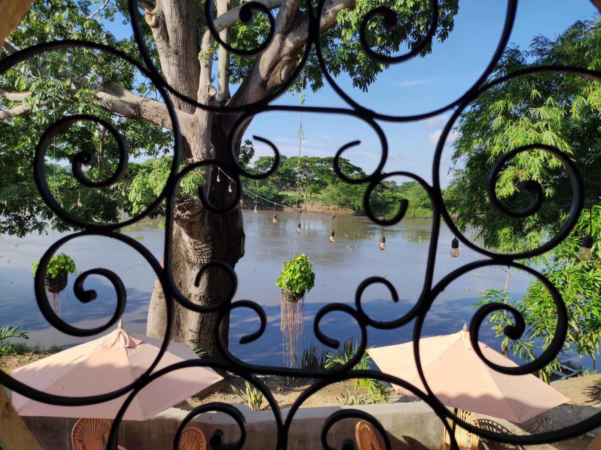 Hotel Nieto Mompox, Ubicado En El Corazon Del Centro Historico, Frente Al Rio Magdalena En Zona De Malecon Екстериор снимка